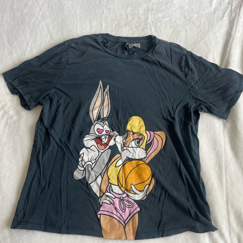 Looney tunes t shirt